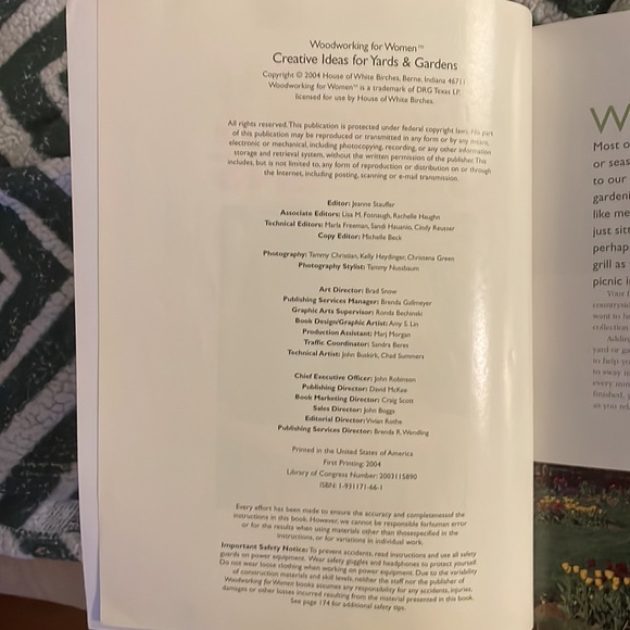 Creative ideas for yards and gardens by Jeanne stay free in great condition - Picture 3 of 5